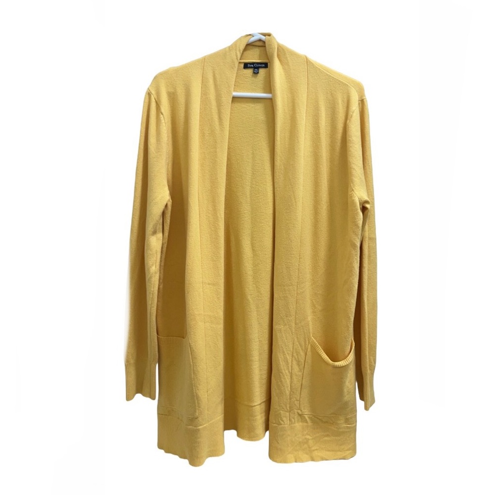Gold buttonless boyfriend-style cardigan with pockets.